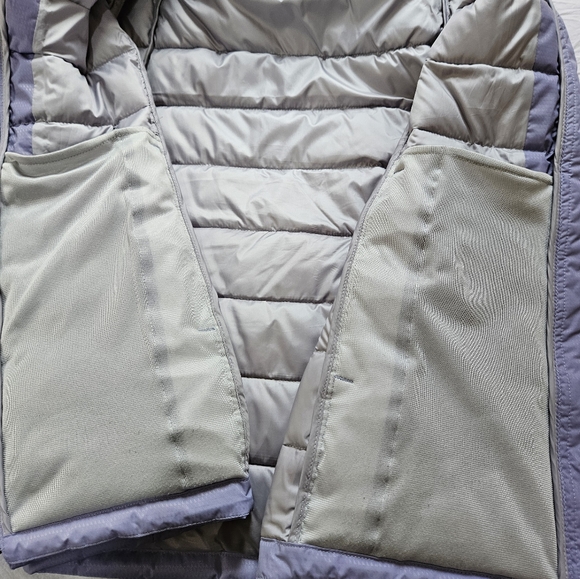 Coat - Picture 6 of 7